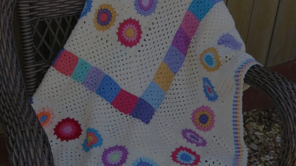 GrannySqan StrBlanketPic Pdf 1024x576