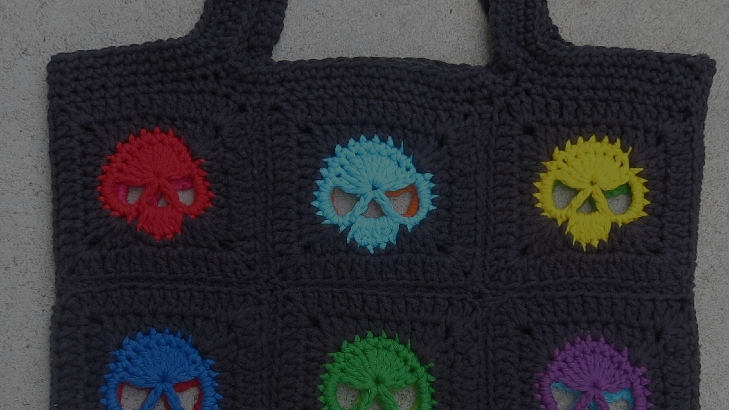 Skully Granny Tote Pdf